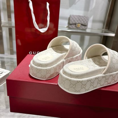 Gucci Women's New GG Platform Slide Sandals - Image 8