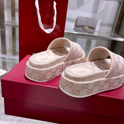 Gucci Women's New GG Platform Slide Sandals - Image 8