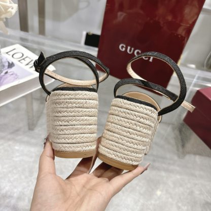 Gucci Women's Horsebit Flat Mid-Heel Platform Sandals - Image 7
