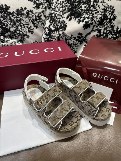 Gucci Double G women's sandals