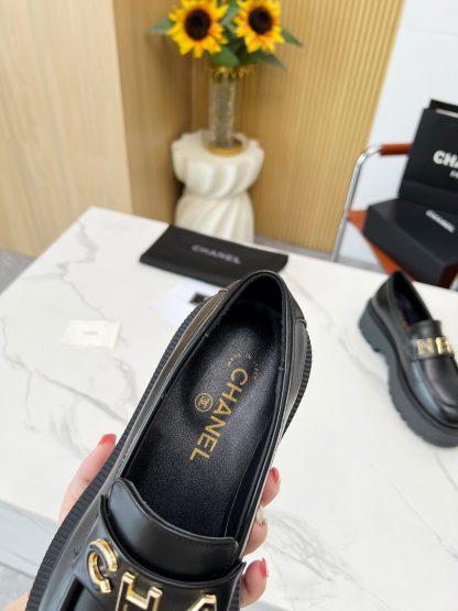 Chanel autumn and winter black shiny light and comfortable loafers thick sole 6cm - Image 8