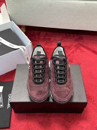 Chanel men's and women's couple's red and brown mix and match classic casual sneakers - Image 8