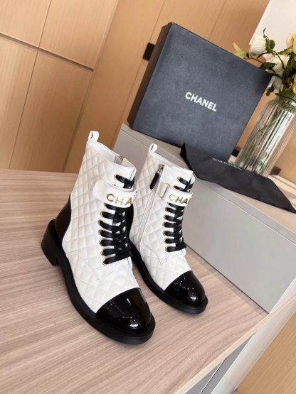 Chanel autumn and winter worth a pair of white Martin boots - Image 8