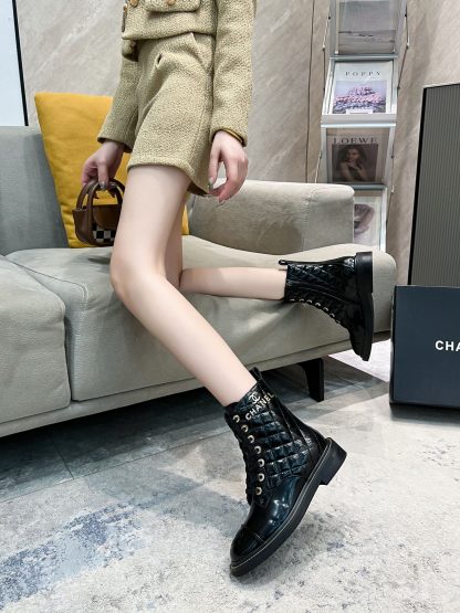 Chanel Paris catwalk new comfortable leg-lengthening black boots - Image 7