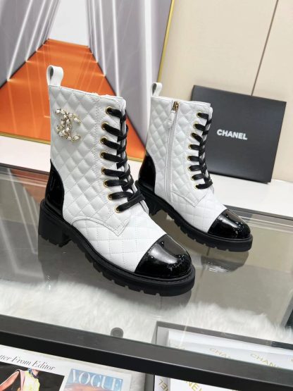 Chanel's white autumn and winter main season hit Martin boots worth buying - Image 7