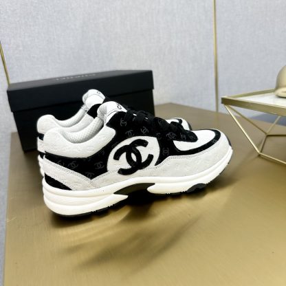 Chanel classic gray and black versatile casual sneakers - Image 8