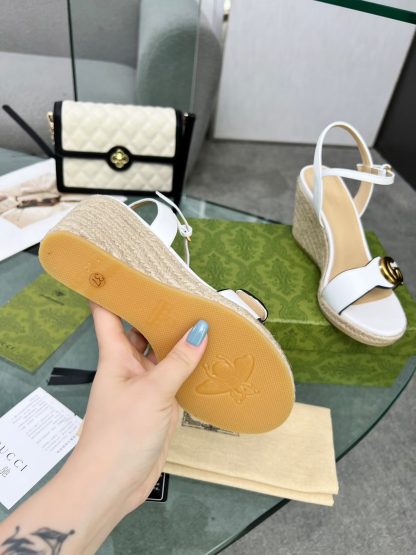 Gucci Straw Platform Sandals - Image 8