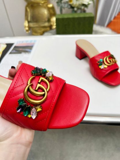 Gucci spring and summer new GG rhinestone buckle round toe thick heel slippers - Image 8
