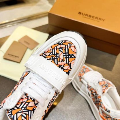 Burberry thick-soled sports shoes - Image 8