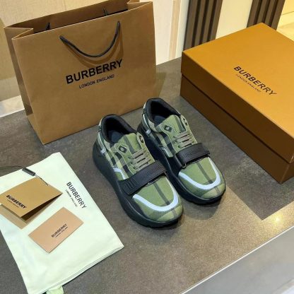 Burberry thick-soled sports shoes - Image 8