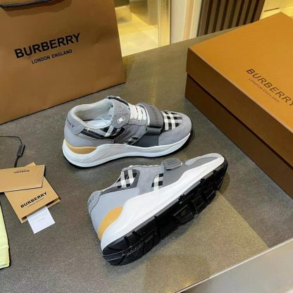 Burberry thick-soled sports shoes - Image 7