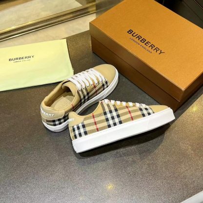 Burberry Classic Low-Top Sneaker - Image 8