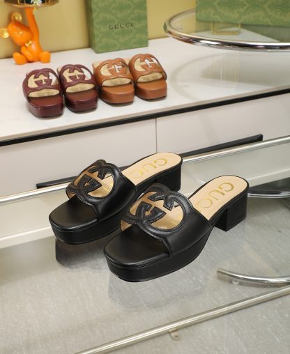 Gucci platform slippers - Image 9
