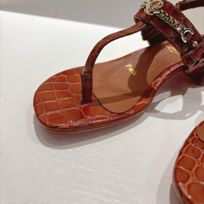 Christian Louboutin red-soled women's thong low-heeled sandals - Image 8