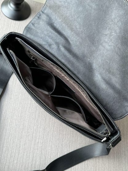 Hermès black large capacity top material crossbody bag - Image 8