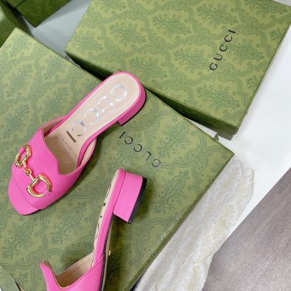 Gucci horsebit shallow design with square toe and three-dimensional square heel slippers - Image 9