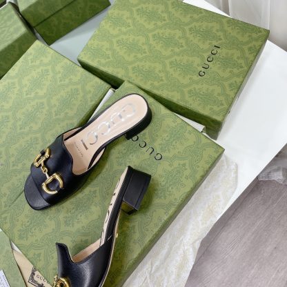 Gucci horsebit shallow design with square toe and three-dimensional square heel slippers - Image 9