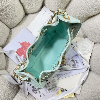 Chanel-style hippie hobo light green mini bag - Image 8
