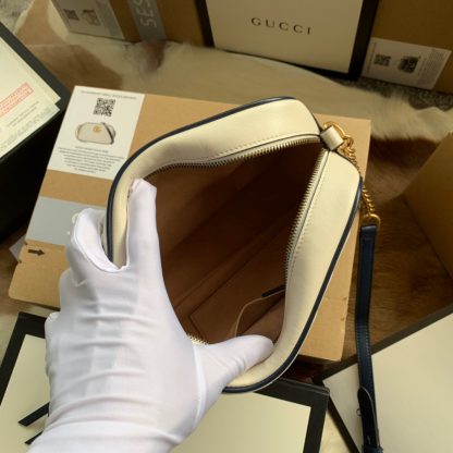 Gucci Double G Buckle Vintage Playful Camera Bag - Image 8