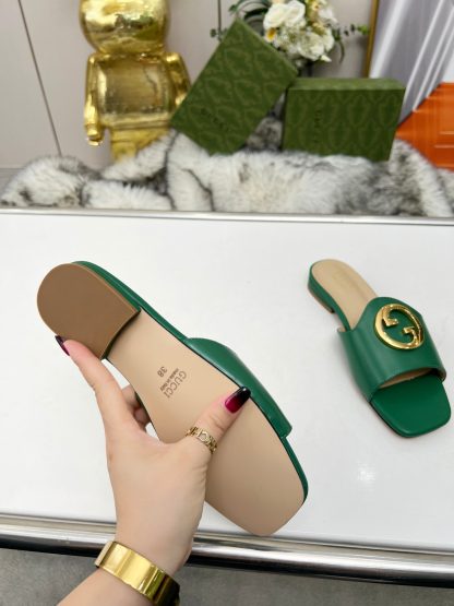 Gucci flat slippers - Image 6