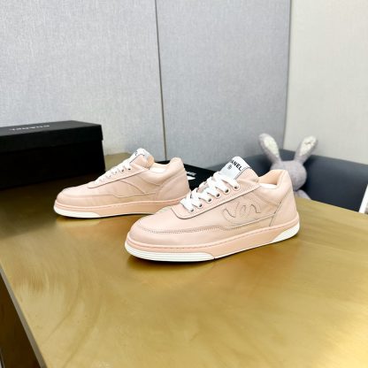 Chanel classic pink versatile casual sneakers - Image 8