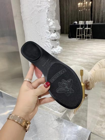 Gucci Double G buckle ribbon square toe flat slides - Image 9