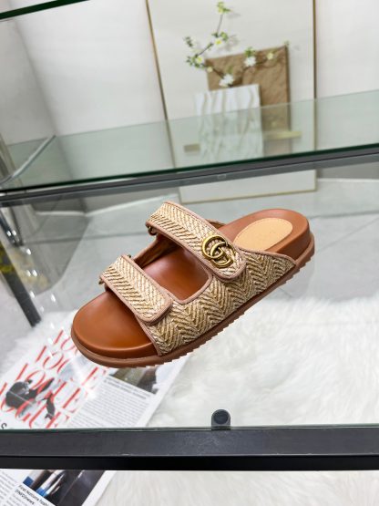Gucci's new GG sandals - Image 8