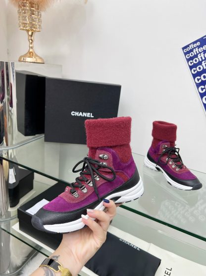 Chanel pink mix and match socks leather casual sneakers - Image 7