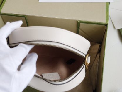 Gucci round mini white chain bag - Image 8