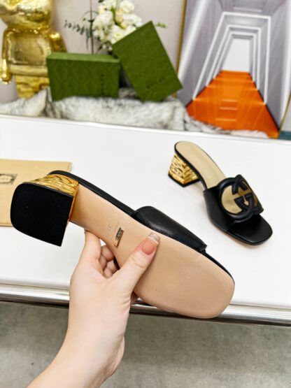 Gucci mid-heel slippers - Image 9