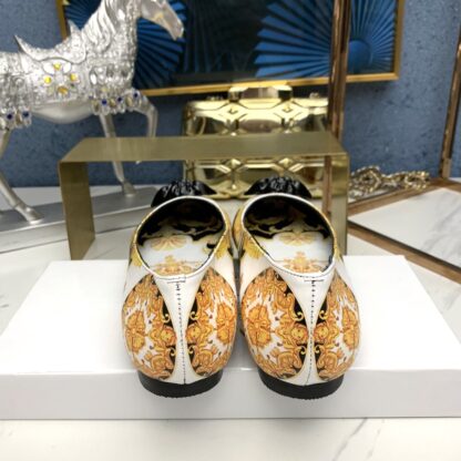 VERSACE classic printed pointed flat casual shoes - Image 8