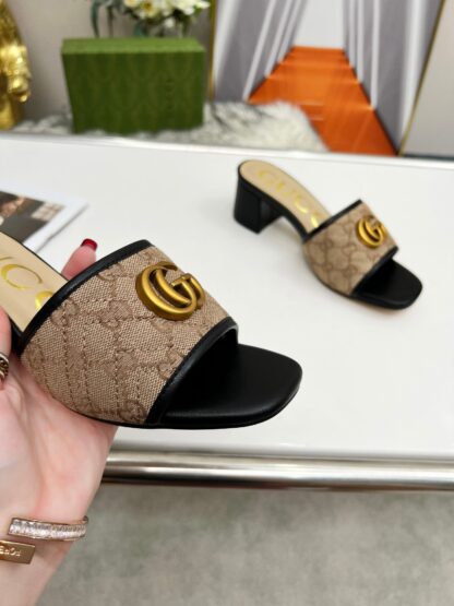 Gucci mid-heel slippers - Image 9