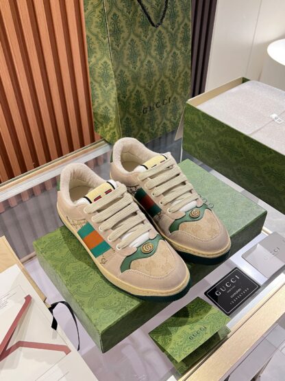 Gucci retro distressed elements, washed retro logo casual shoes on the tongue