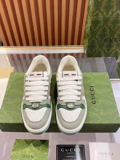 Gucci retro distressed elements, washed retro logo casual shoes on the tongue