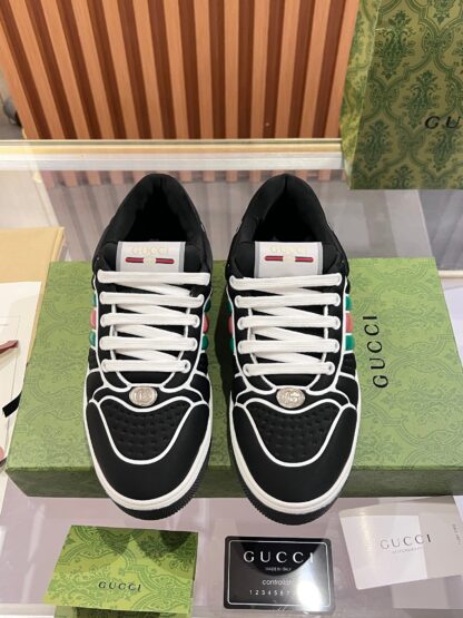 Gucci retro distressed elements, washed retro logo casual shoes on the tongue