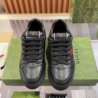 Gucci retro distressed elements, washed retro logo casual shoes on the tongue