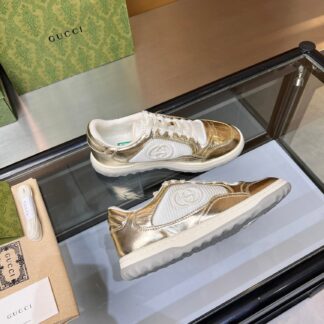 Gucci Early Spring Latest Hot 80 Couples Casual Retro Distressed White Shoes