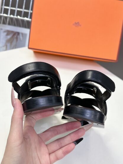 Hermès Spring and Summer Classic Square Toe Black Versatile Comfort Sandals - Image 8
