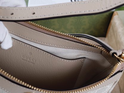 Gucci small handbag - Image 8