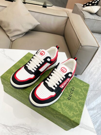 Gucci's latest hot-selling sneakers for couples
