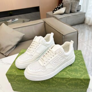Gucci's latest hot-selling sneakers for couples