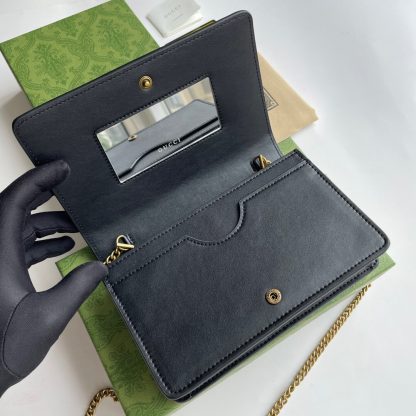 Gucci embossed black stylish chain bag - Image 8