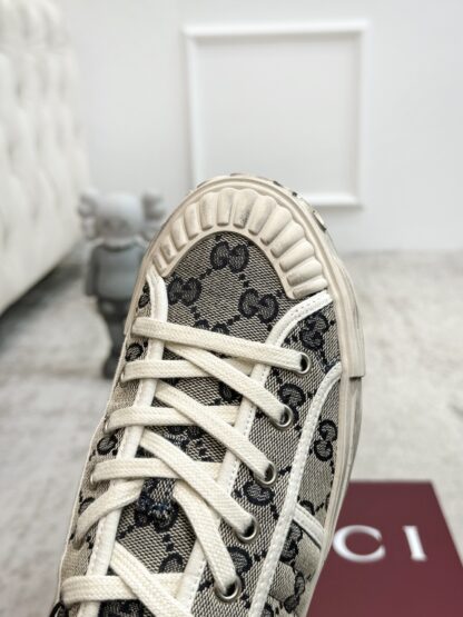 Gucci Lido series distressed casual shoes - Image 9
