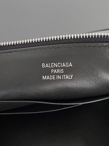 Balenciaga Rodeo Silver Buckle Shoulder Bag - Image 8