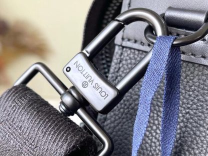 Louis Vuitton Men's Messenger Voyage Aerogram Bag - Image 8