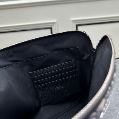 Dior Oblique Clutch - Image 8