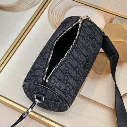 Dior OBLIQUE printed canvas cylindrical bag - Image 8