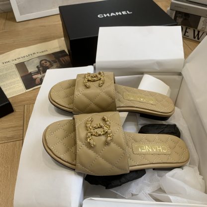 Chanel's new apricot-colored versatile slimming slippers - Image 8