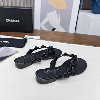 Chanel Spring/Summer Black Delicate Shoes and Customized Flower Flip Flops Heel Height 1.5cm - Image 8