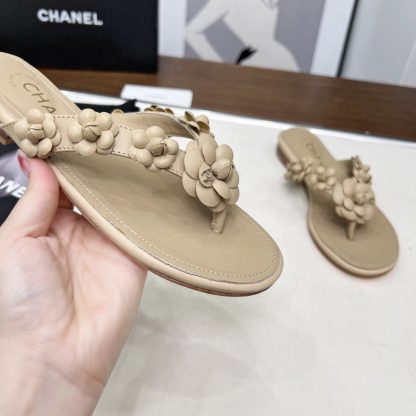 Chanel Spring/Summer Apricot Delicate Shoes and Customized Flower Flip-flops Heel Height 1.5cm - Image 8